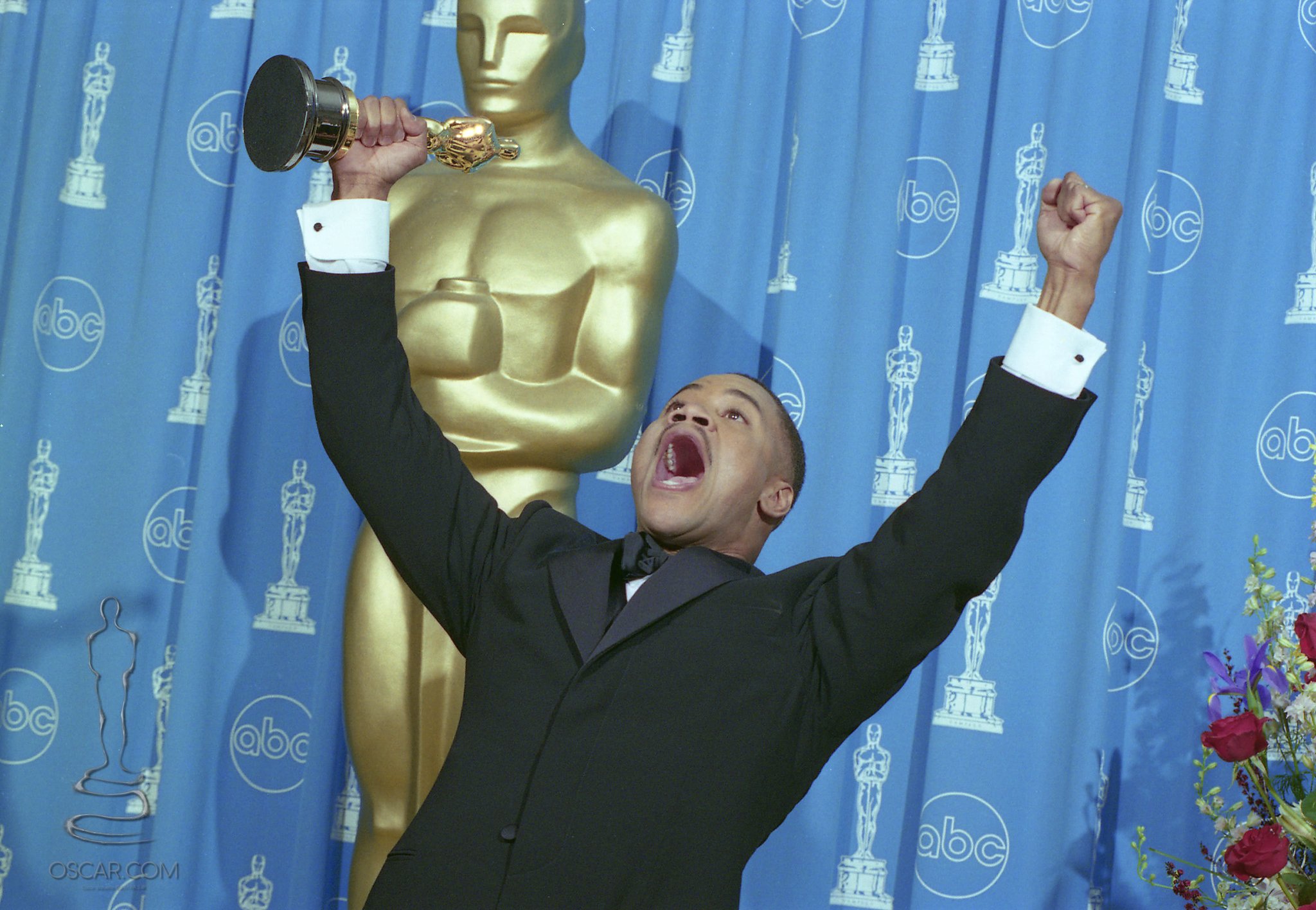 Cuba Gooding, Jr.'s Enthusiastic Speech Oscar Moments