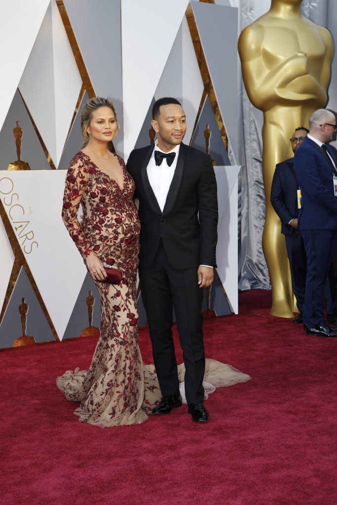 Chrissy Teigen And John Legend Oscars Red Carpet Arrivals Oscars Red Carpet Arrivals 2016 Oscars 2016 Photos 88th Academy Awards