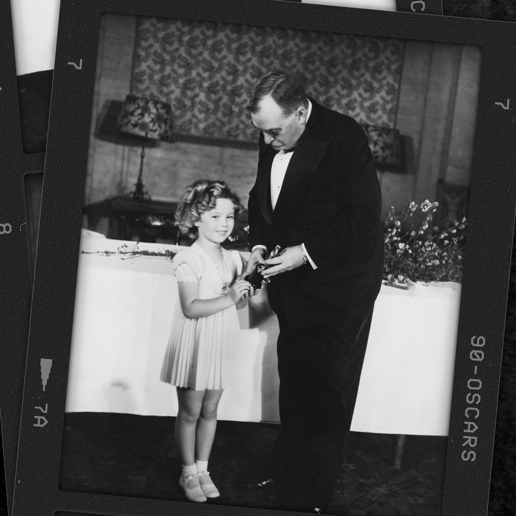 A Miniature Oscar A Miniature Oscar Oscars 2018 Photos 90th